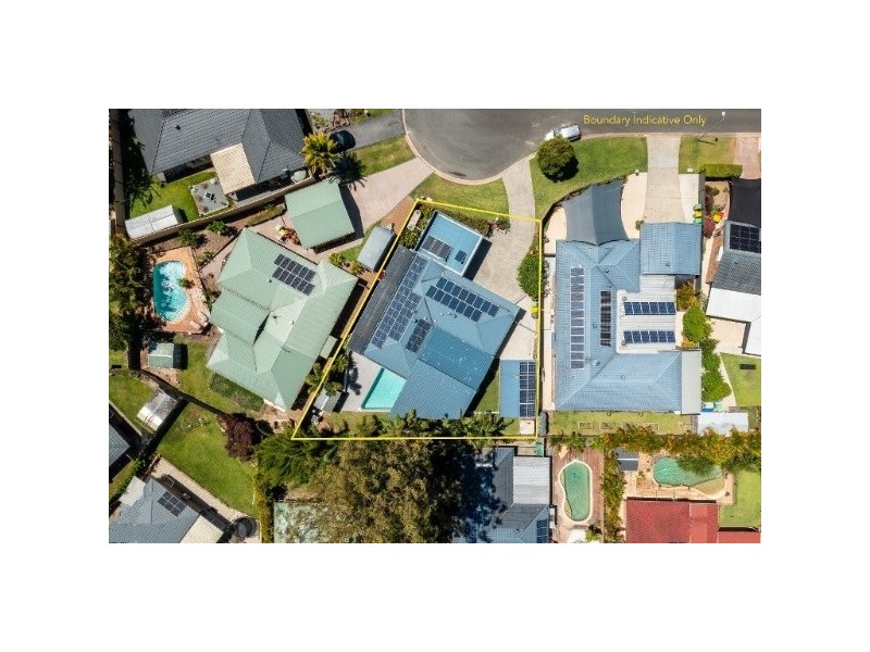 8 Soma Court, Mudgeeraba QLD 4213