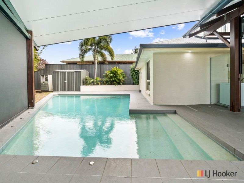8 Soma Court, Mudgeeraba QLD 4213