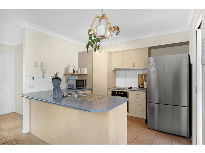 13/2 Concord Circuit, Robina QLD 4226
