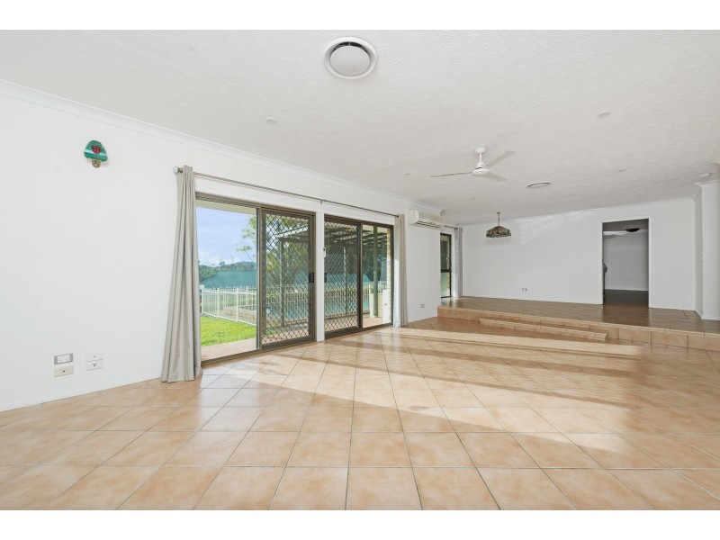 12 Todman Drive, Mudgeeraba QLD 4213
