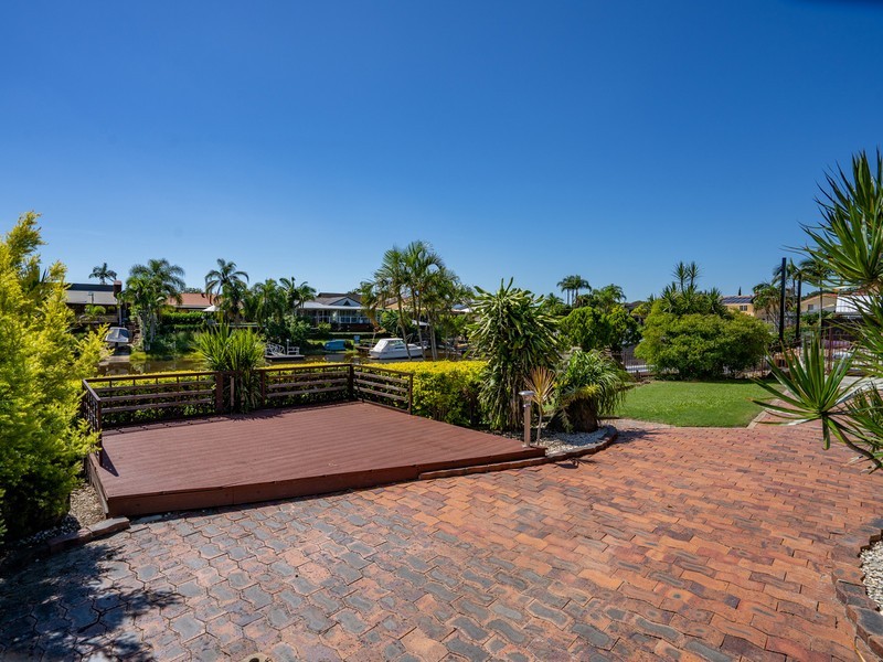 71 Witt Avenue, Carrara QLD 4211