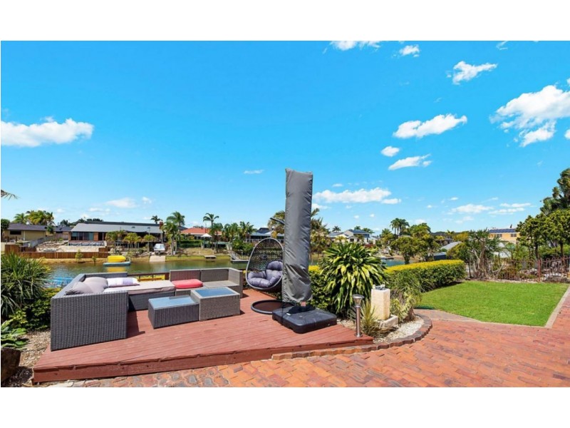 71 Witt Avenue, Carrara QLD 4211