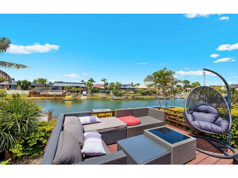 71 Witt Avenue, Carrara QLD 4211