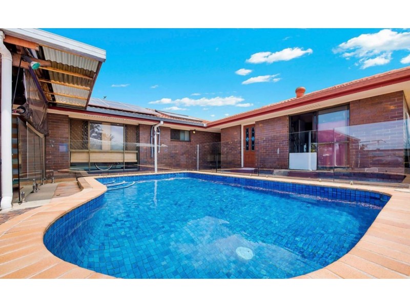 71 Witt Avenue, Carrara QLD 4211