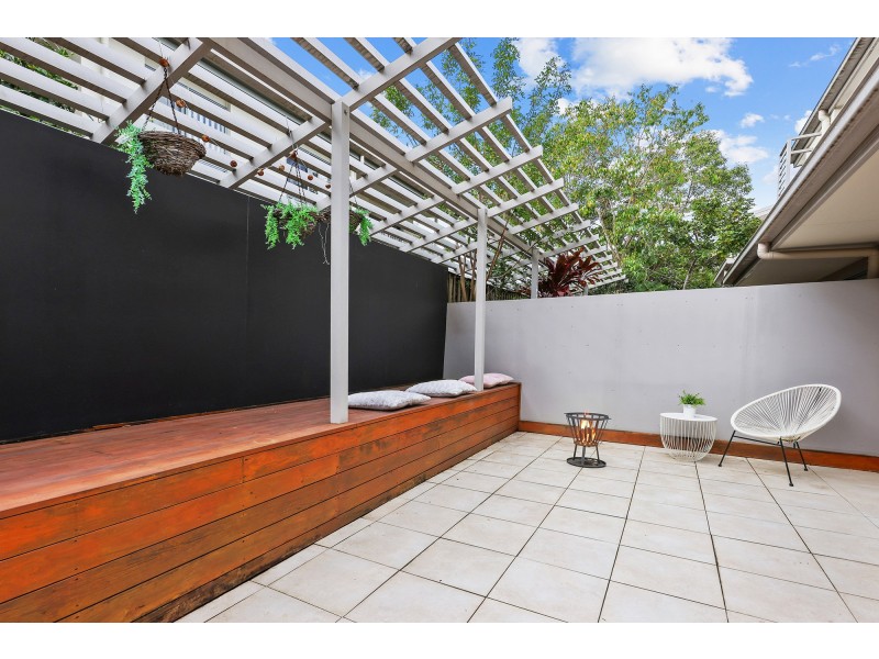 108/19 Carina Peak Drive, Varsity Lakes QLD 4227