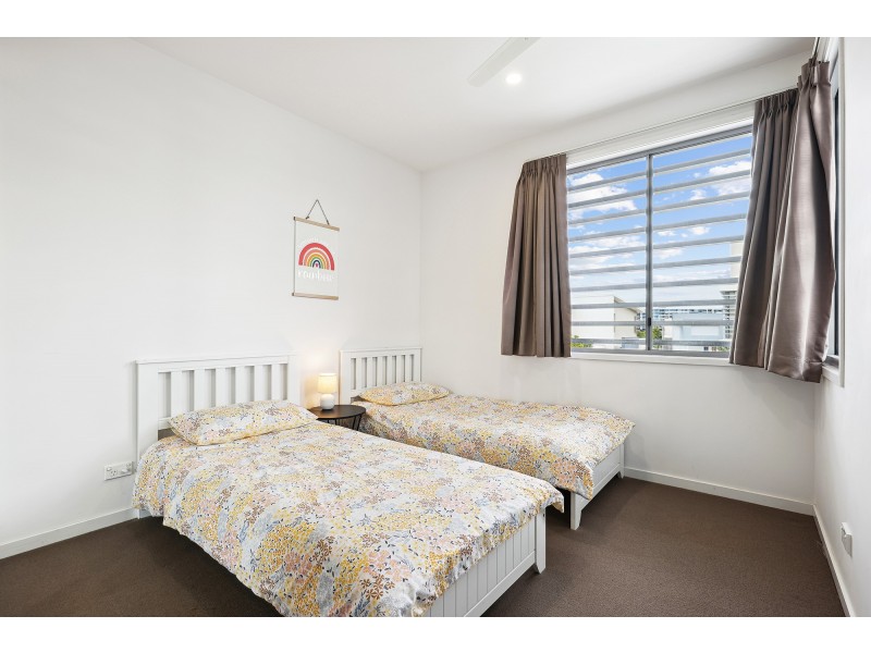 9/2 Emily Way, Varsity Lakes QLD 4227