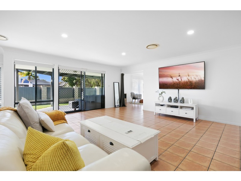 2 Camphor Wood Court, Robina QLD 4226