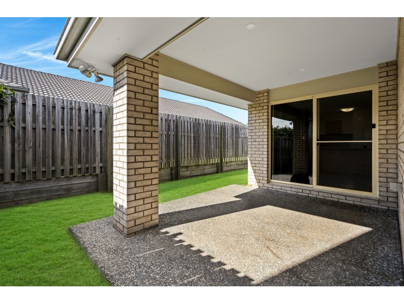 88 Fountain Street, Pimpama QLD 4209