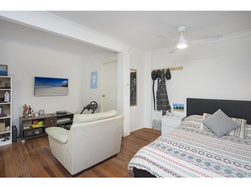 11 Sonia Street, Miami QLD 4220