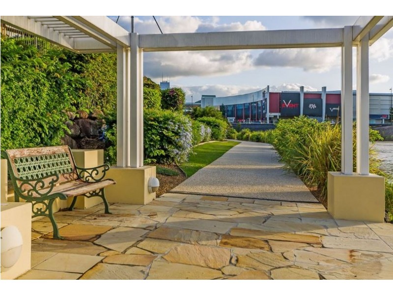 5/3 Robina Town Centre Drive, Robina QLD 4226