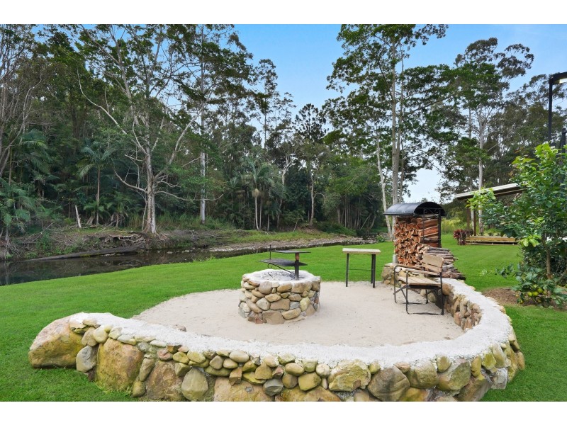 1074 Tallebudgera Creek Road, Tallebudgera Valley QLD 4228