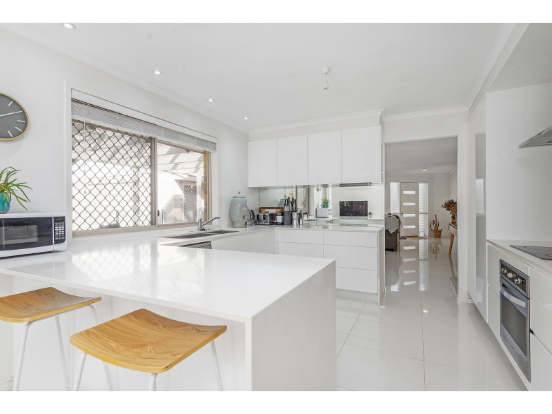 31 Bendigo Crescent, Tallai QLD 4213