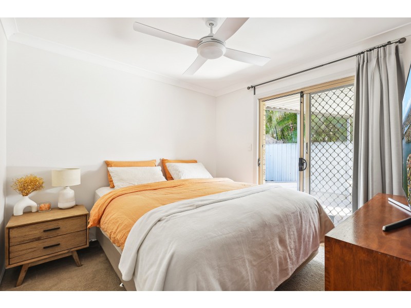 2/7 Dartmouth Court, Varsity Lakes QLD 4227