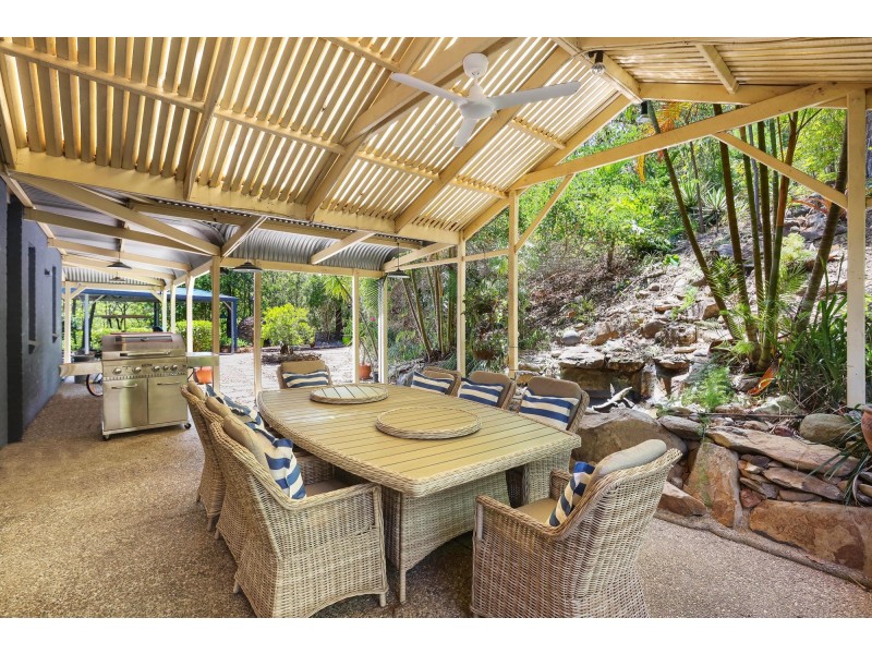 44 Harry Mills Drive, Worongary QLD 4213