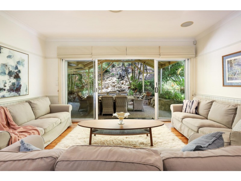 44 Harry Mills Drive, Worongary QLD 4213