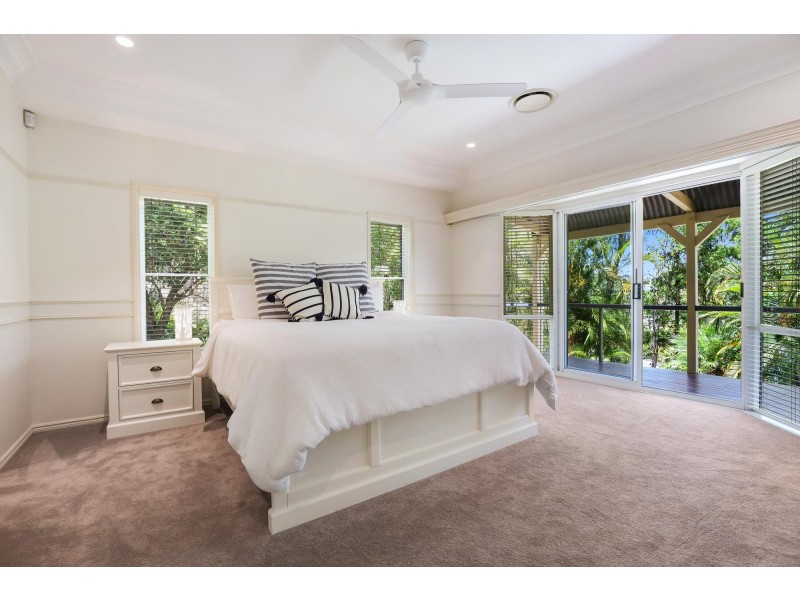 44 Harry Mills Drive, Worongary QLD 4213