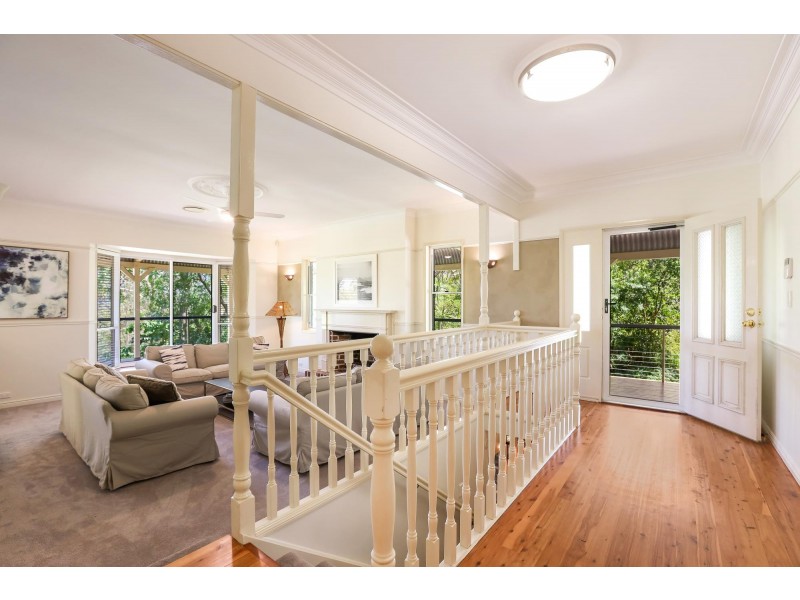 44 Harry Mills Drive, Worongary QLD 4213