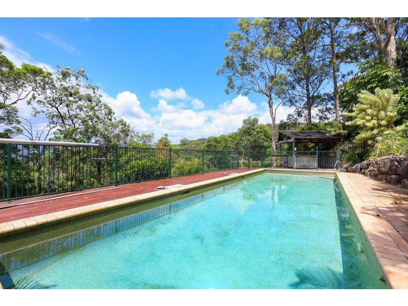 136 Strawberry Road, Bonogin QLD 4213