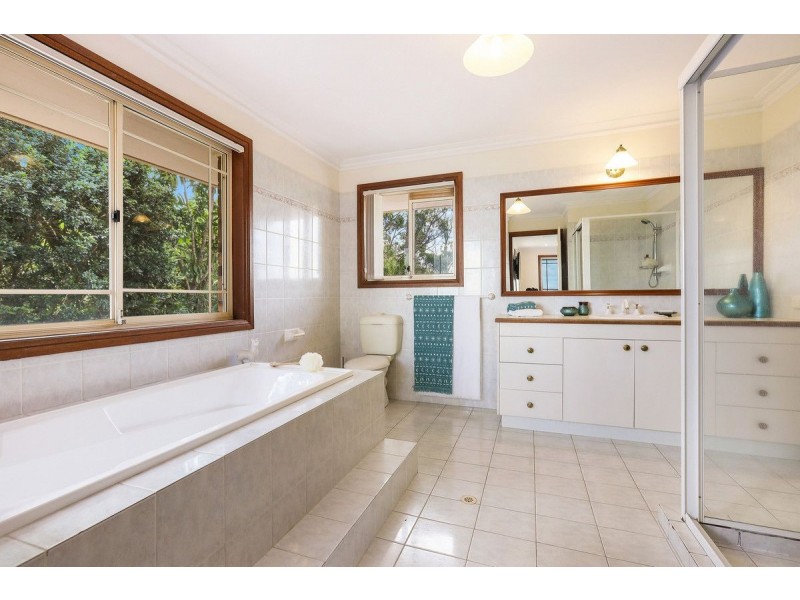 136 Strawberry Road, Bonogin QLD 4213