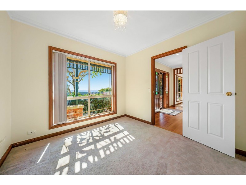 136 Strawberry Road, Bonogin QLD 4213