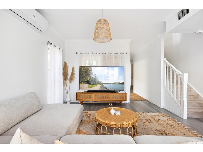 1/35 Bayswater Avenue, Varsity Lakes QLD 4227