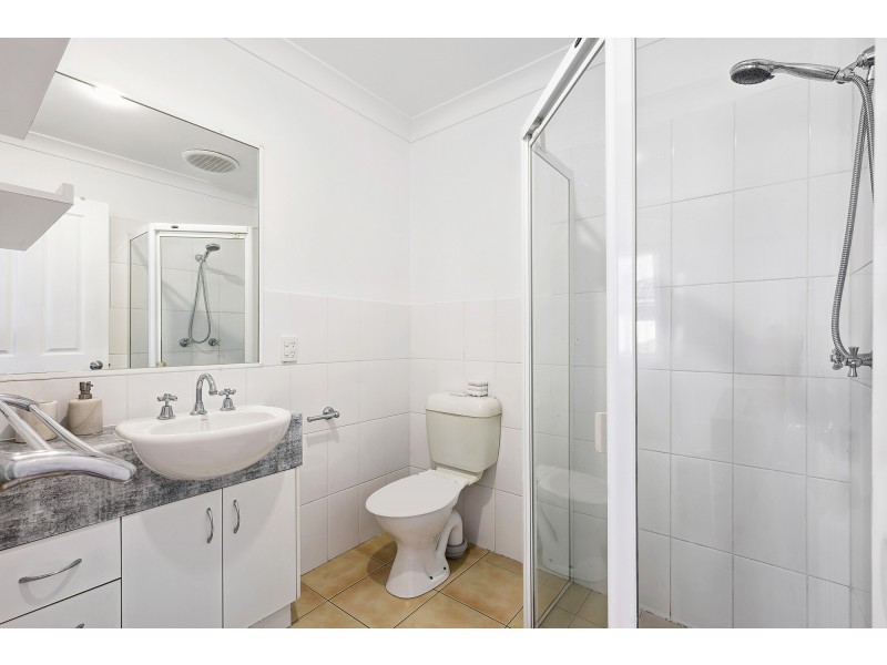 1/35 Bayswater Avenue, Varsity Lakes QLD 4227