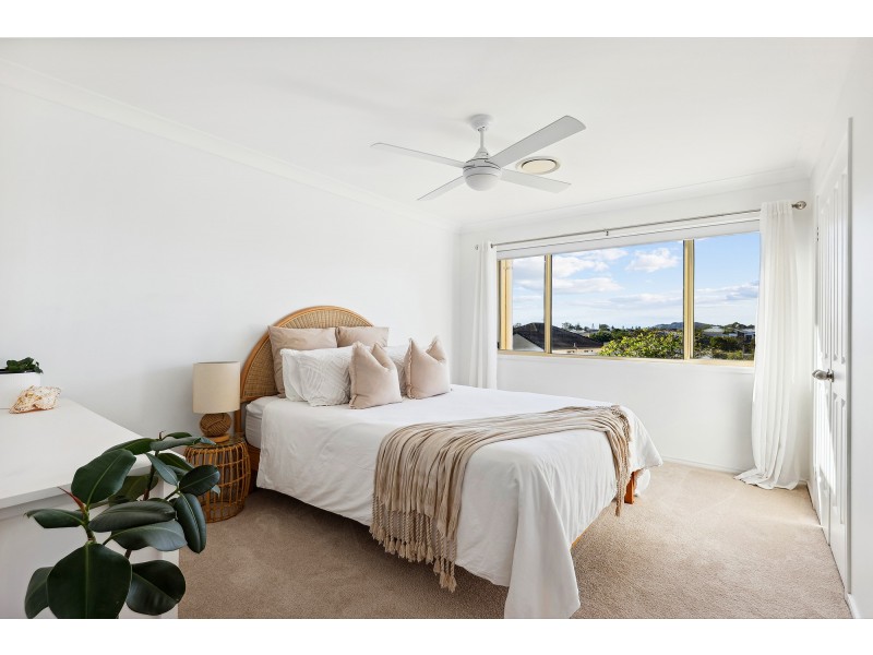 1/35 Bayswater Avenue, Varsity Lakes QLD 4227