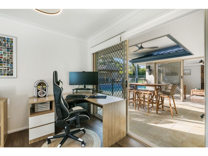 16 Nunawading Court, Robina QLD 4226