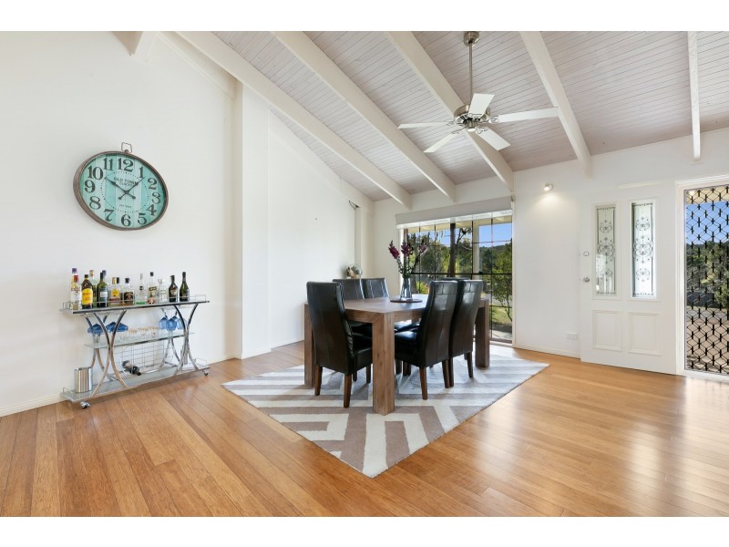 4 Frank Burg Court, Worongary QLD 4213