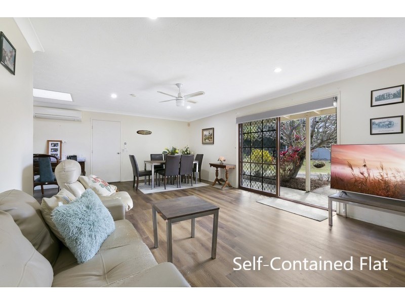 4 Frank Burg Court, Worongary QLD 4213