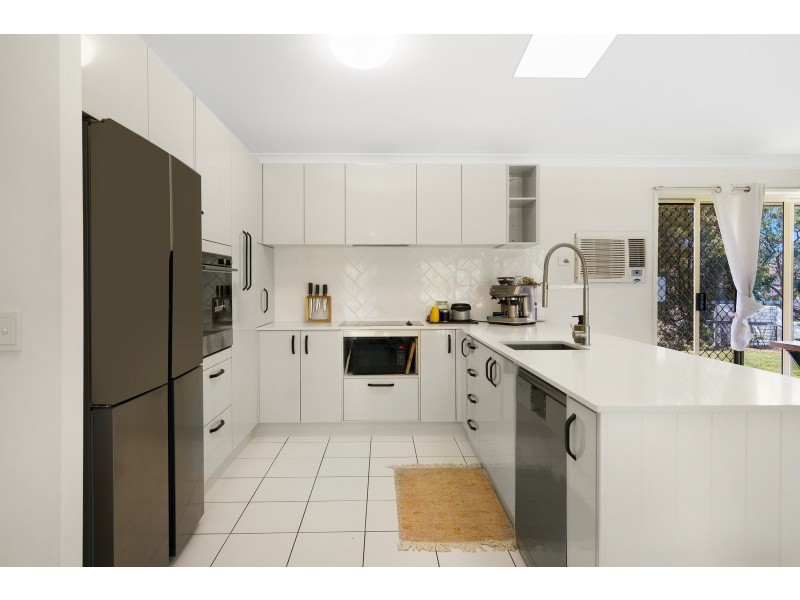 165 San Fernando Drive, Worongary QLD 4213