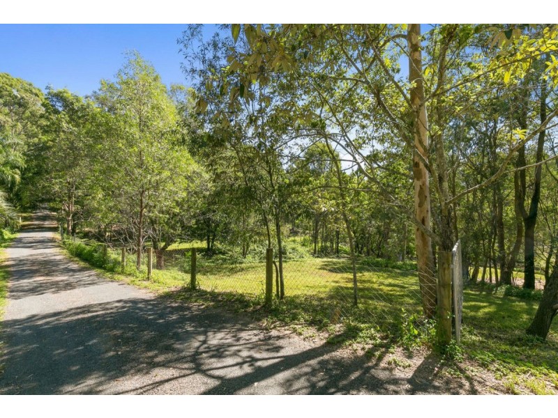 165 San Fernando Drive, Worongary QLD 4213