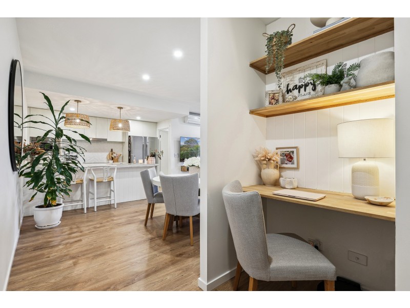 2304/31 Bourton Road, Merrimac QLD 4226