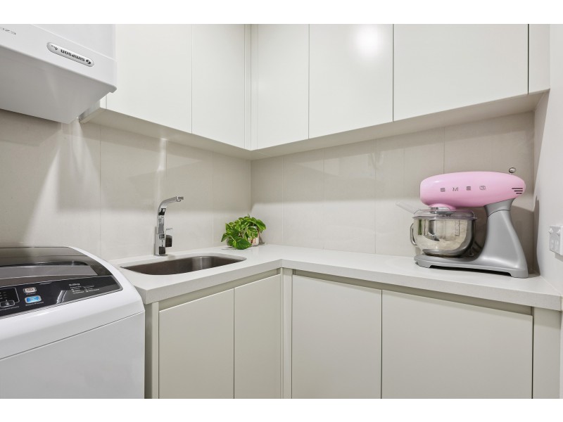 2304/31 Bourton Road, Merrimac QLD 4226