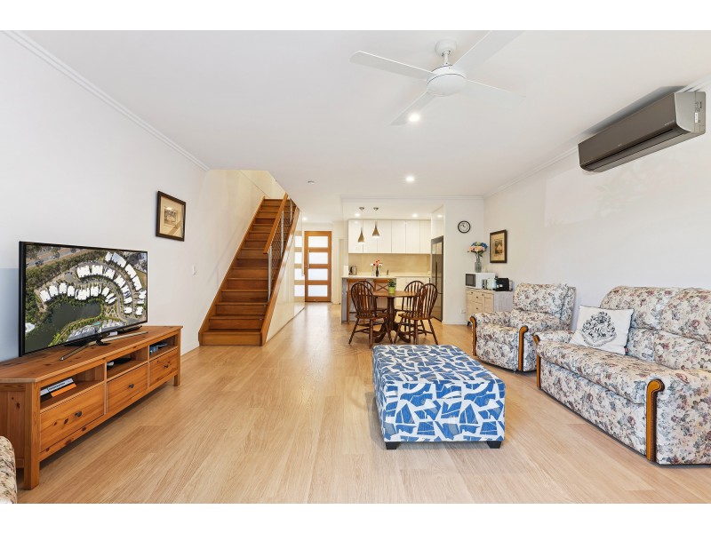 39 Manhattan Avenue, Robina QLD 4226