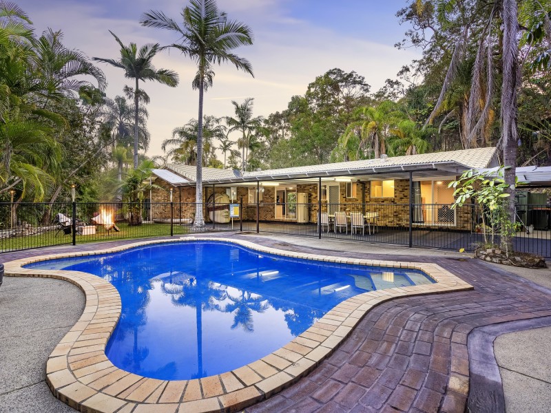 11 Haylett Court, Tallai QLD 4213