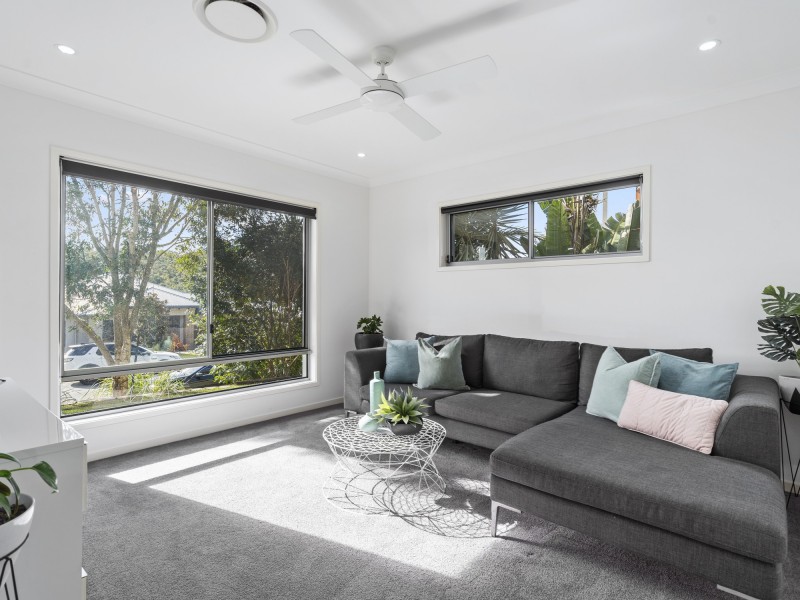 27 Bellatrix Street, Reedy Creek QLD 4227
