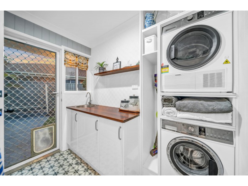 1 The Cross Road, Currumbin Waters QLD 4223