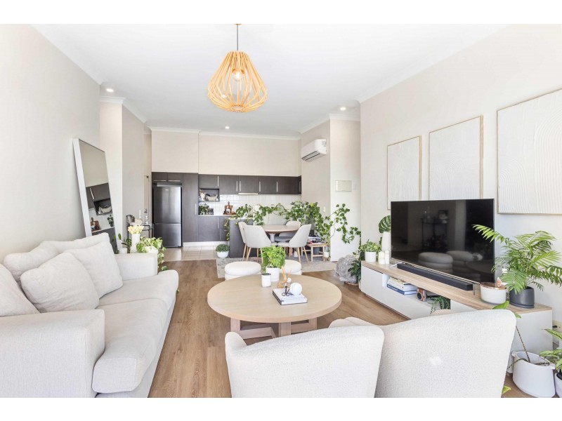 1602/12-14 Executive Drive, Burleigh Waters QLD 4220