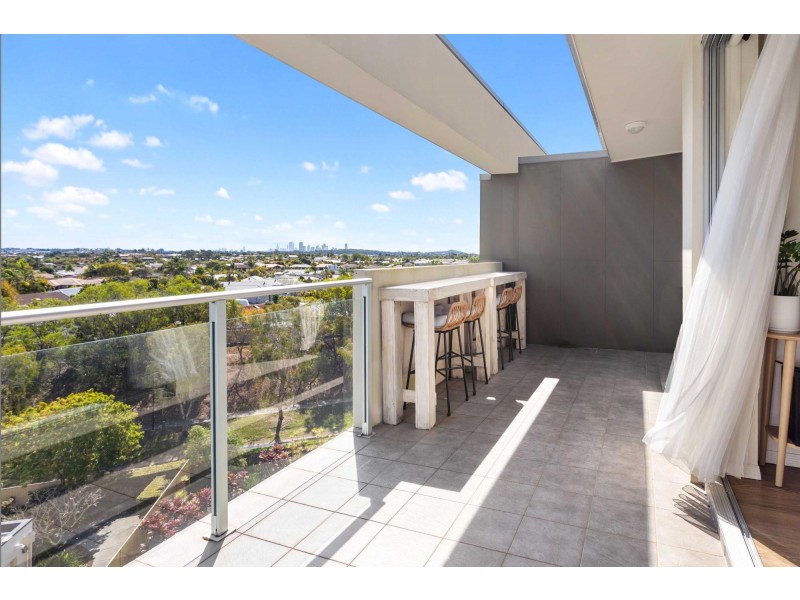 1602/12-14 Executive Drive, Burleigh Waters QLD 4220