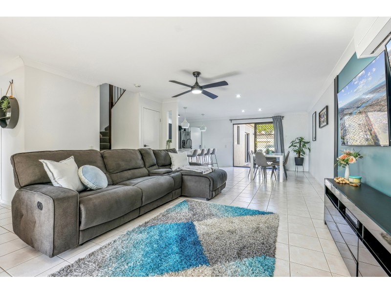 70/302 Christine Avenue, Varsity Lakes QLD 4227