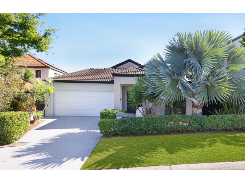 8 Tahoe Place, Varsity Lakes QLD 4227