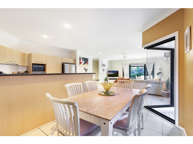 8 Tahoe Place, Varsity Lakes QLD 4227
