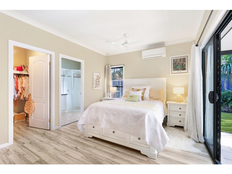 8 Tahoe Place, Varsity Lakes QLD 4227