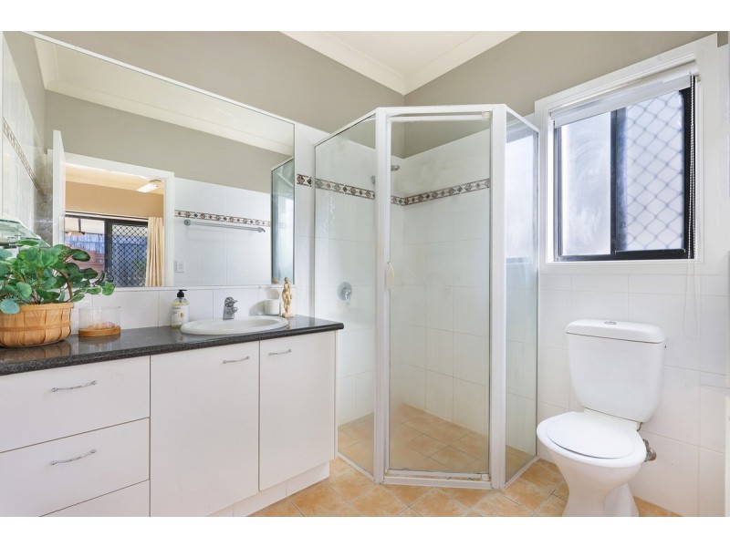 8 Tahoe Place, Varsity Lakes QLD 4227