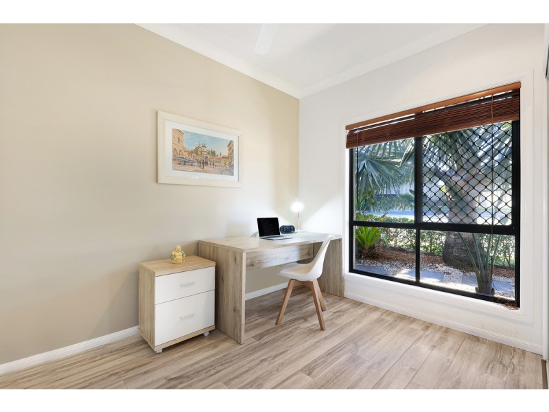 8 Tahoe Place, Varsity Lakes QLD 4227