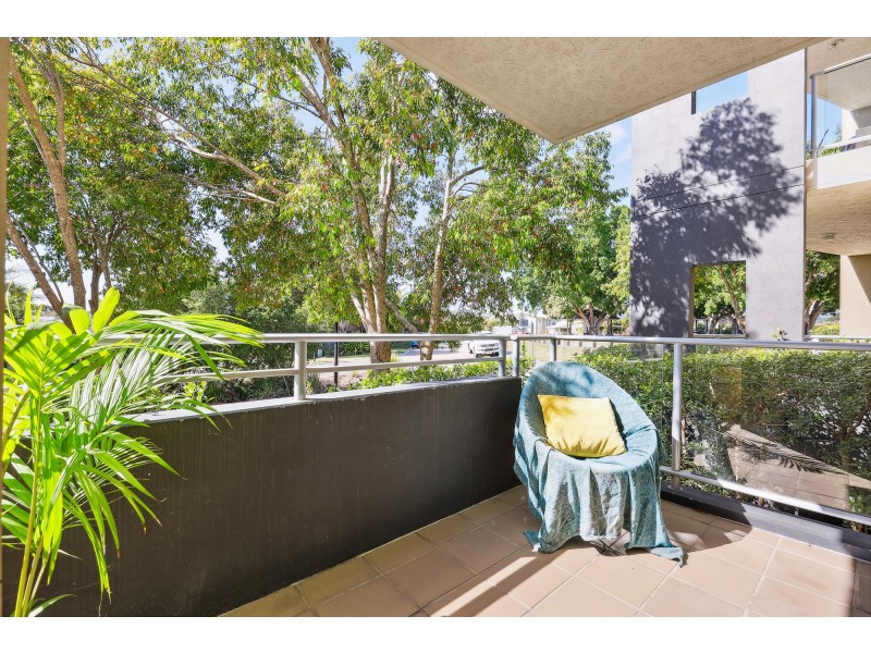 8/10 Valbonne Avenue, Varsity Lakes QLD 4227