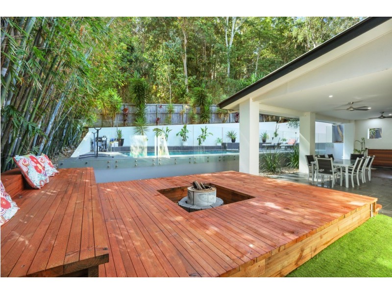 4 Elmes Court, Mudgeeraba QLD 4213