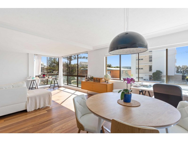 5/10 Fraser Avenue, Miami QLD 4220