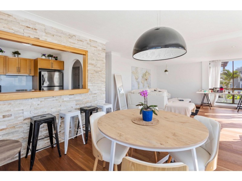 5/10 Fraser Avenue, Miami QLD 4220